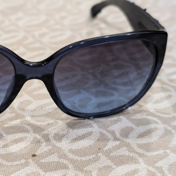 Authentic CHANEL Tweed Sunglasses Black Frame main image 6